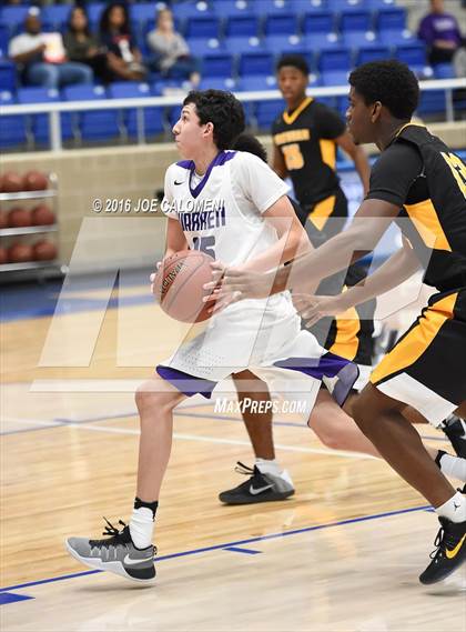 Thumbnail 3 in Brennan vs Warren photogallery.