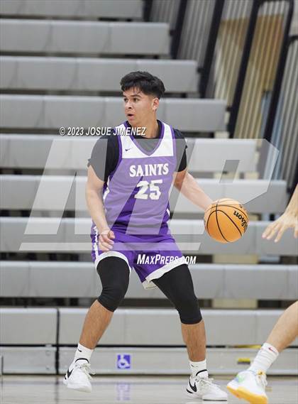 Thumbnail 2 in St. Francis Episcopal vs. St. Augustine (Torrey Pines Holiday Classic) photogallery.
