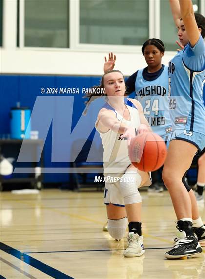 Thumbnail 3 in Bishop Grimes vs Westhill photogallery.