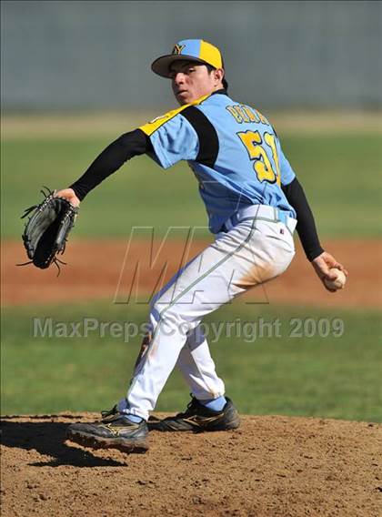 Thumbnail 2 in San Ysidro vs Canyon Crest Academy (K Classic) photogallery.