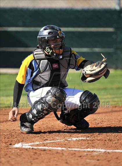 Thumbnail 2 in San Ysidro vs Canyon Crest Academy (K Classic) photogallery.