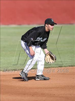 Thumbnail 2 in Pioneer Valley vs. Deer Valley photogallery.