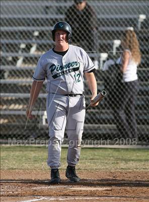 Thumbnail 1 in Pioneer Valley vs. Deer Valley photogallery.