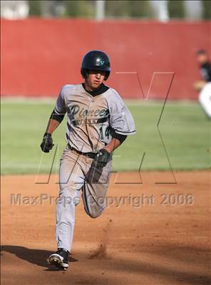 Thumbnail 3 in Pioneer Valley vs. Deer Valley photogallery.