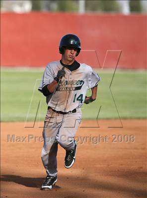 Thumbnail 1 in Pioneer Valley vs. Deer Valley photogallery.