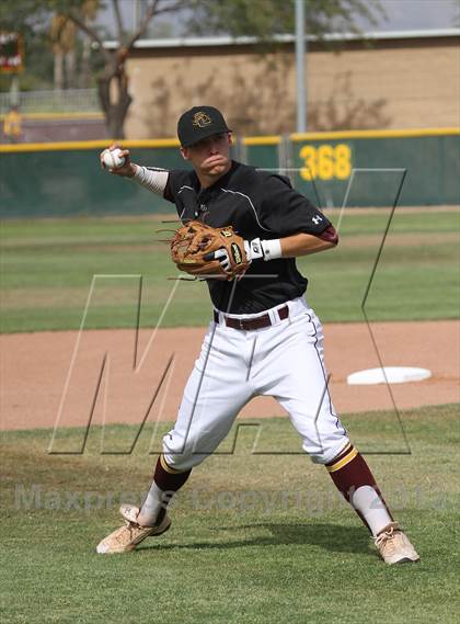 Thumbnail 2 in Sahuaro @ Salpointe Catholic photogallery.
