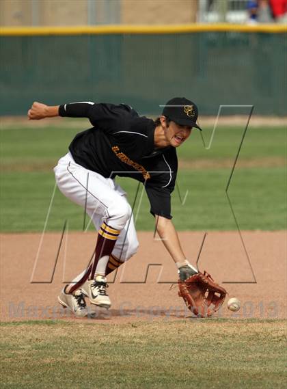 Thumbnail 3 in Sahuaro @ Salpointe Catholic photogallery.