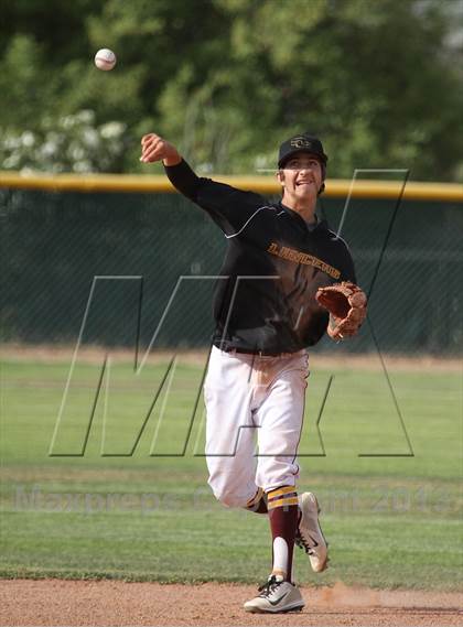 Thumbnail 1 in Sahuaro @ Salpointe Catholic photogallery.