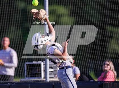 Thumbnail 3 in Purnell Swett @ Gray's Creek (NCHSAA 4A - 1st Round) photogallery.