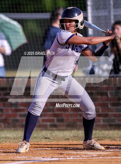 Thumbnail 3 in Purnell Swett @ Gray's Creek (NCHSAA 4A - 1st Round) photogallery.