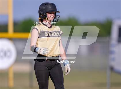 Thumbnail 1 in Purnell Swett @ Gray's Creek (NCHSAA 4A - 1st Round) photogallery.