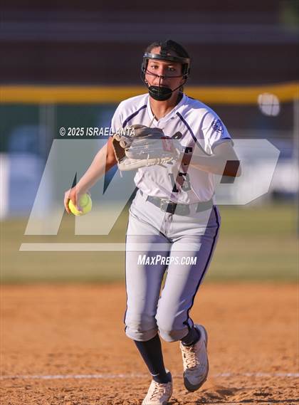 Thumbnail 3 in Purnell Swett @ Gray's Creek (NCHSAA 4A - 1st Round) photogallery.