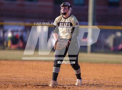 Thumbnail 2 in Purnell Swett @ Gray's Creek (NCHSAA 4A - 1st Round) photogallery.