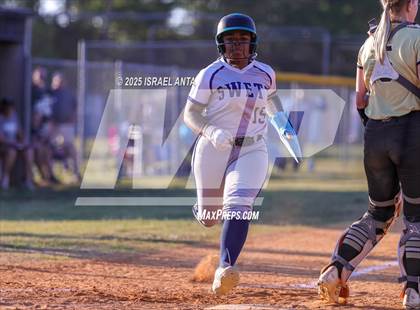 Thumbnail 3 in Purnell Swett @ Gray's Creek (NCHSAA 4A - 1st Round) photogallery.