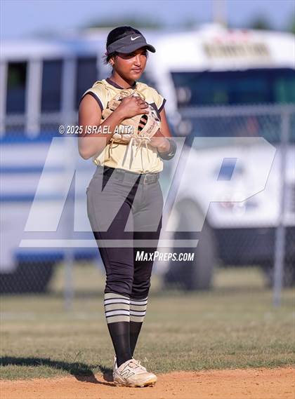 Thumbnail 2 in Purnell Swett @ Gray's Creek (NCHSAA 4A - 1st Round) photogallery.
