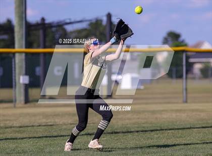 Thumbnail 1 in Purnell Swett @ Gray's Creek (NCHSAA 4A - 1st Round) photogallery.
