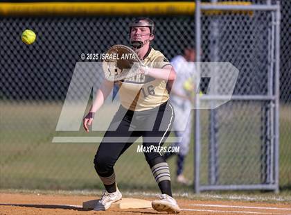 Thumbnail 1 in Purnell Swett @ Gray's Creek (NCHSAA 4A - 1st Round) photogallery.
