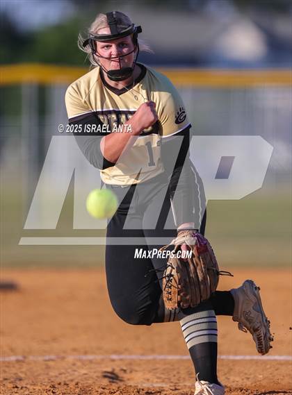 Thumbnail 2 in Purnell Swett @ Gray's Creek (NCHSAA 4A - 1st Round) photogallery.