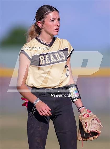 Thumbnail 1 in Purnell Swett @ Gray's Creek (NCHSAA 4A - 1st Round) photogallery.