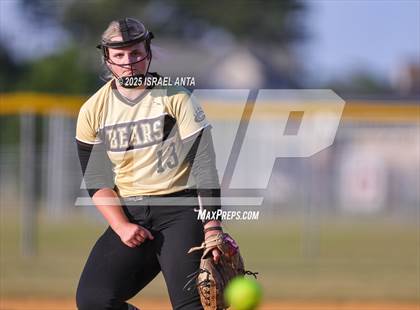 Thumbnail 2 in Purnell Swett @ Gray's Creek (NCHSAA 4A - 1st Round) photogallery.