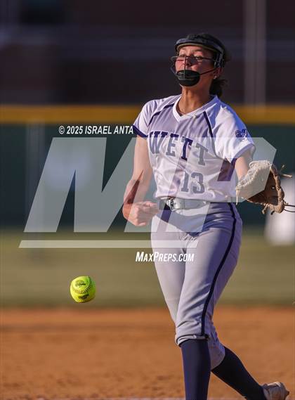 Thumbnail 3 in Purnell Swett @ Gray's Creek (NCHSAA 4A - 1st Round) photogallery.