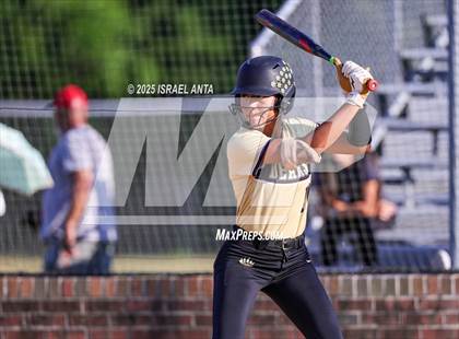 Thumbnail 3 in Purnell Swett @ Gray's Creek (NCHSAA 4A - 1st Round) photogallery.
