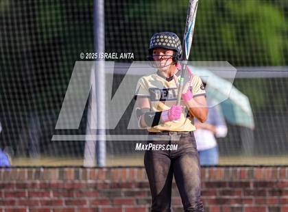 Thumbnail 3 in Purnell Swett @ Gray's Creek (NCHSAA 4A - 1st Round) photogallery.