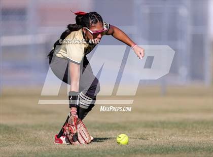 Thumbnail 2 in Purnell Swett @ Gray's Creek (NCHSAA 4A - 1st Round) photogallery.