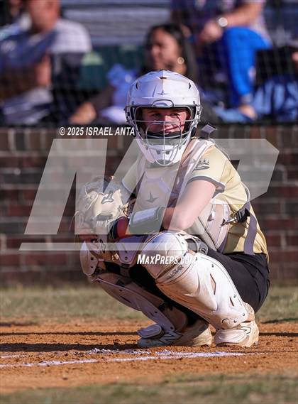Thumbnail 3 in Purnell Swett @ Gray's Creek (NCHSAA 4A - 1st Round) photogallery.