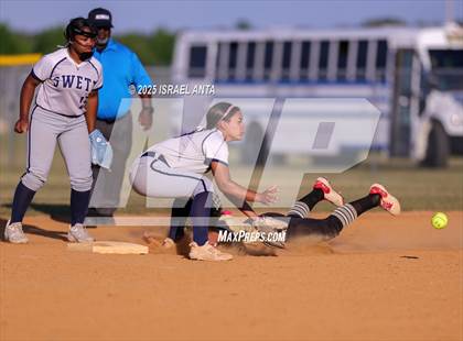 Thumbnail 2 in Purnell Swett @ Gray's Creek (NCHSAA 4A - 1st Round) photogallery.