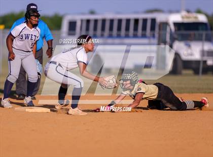 Thumbnail 2 in Purnell Swett @ Gray's Creek (NCHSAA 4A - 1st Round) photogallery.