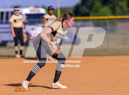 Thumbnail 3 in Purnell Swett @ Gray's Creek (NCHSAA 4A - 1st Round) photogallery.