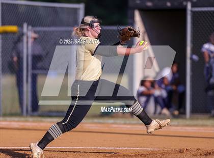 Thumbnail 1 in Purnell Swett @ Gray's Creek (NCHSAA 4A - 1st Round) photogallery.