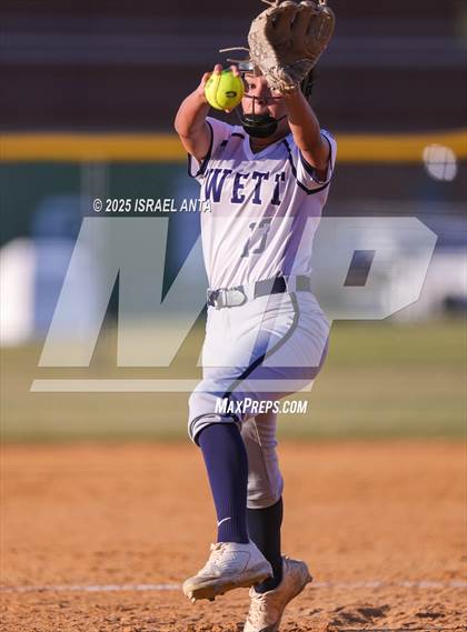 Thumbnail 1 in Purnell Swett @ Gray's Creek (NCHSAA 4A - 1st Round) photogallery.