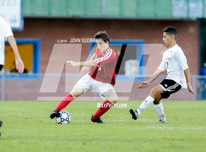 null - Photo 01