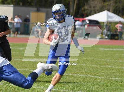 Thumbnail 3 in Newfane @ Kennedy photogallery.