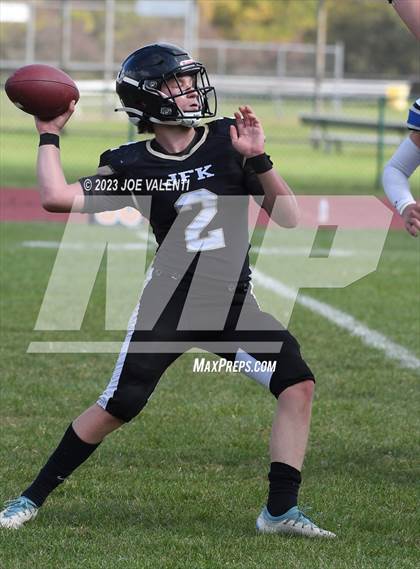 Thumbnail 1 in Newfane @ Kennedy photogallery.