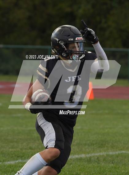 Thumbnail 2 in Newfane @ Kennedy photogallery.