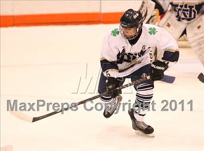 Thumbnail 1 in Webster Thomas vs. Notre Dame  photogallery.