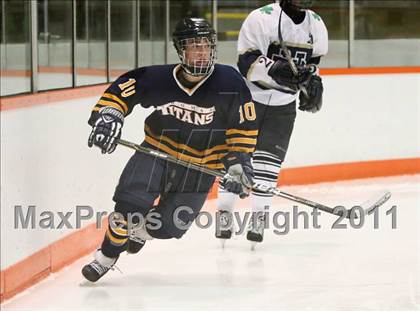 Thumbnail 2 in Webster Thomas vs. Notre Dame  photogallery.