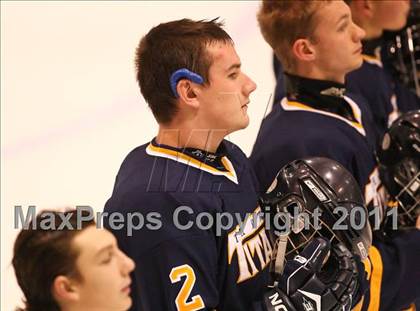 Thumbnail 2 in Webster Thomas vs. Notre Dame  photogallery.