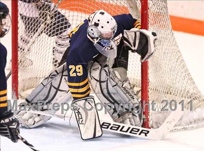 Thumbnail 2 in Webster Thomas vs. Notre Dame  photogallery.