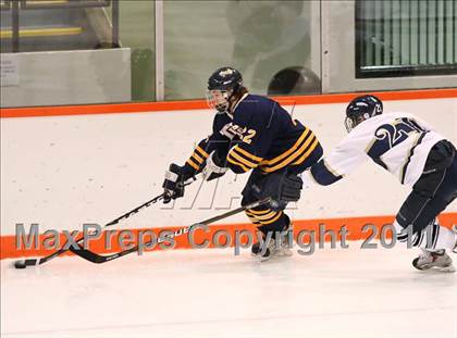 Thumbnail 3 in Webster Thomas vs. Notre Dame  photogallery.
