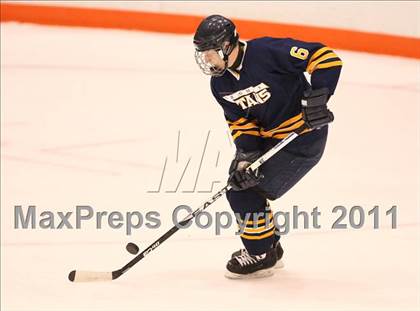 Thumbnail 3 in Webster Thomas vs. Notre Dame  photogallery.