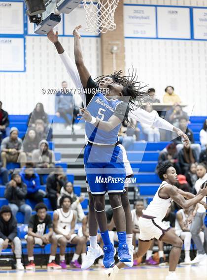 Thumbnail 2 in Perspectives Leadership/Technology vs. Vashon (Illinois Classic) photogallery.