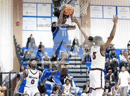 Thumbnail 3 in Perspectives Leadership/Technology vs. Vashon (Illinois Classic) photogallery.