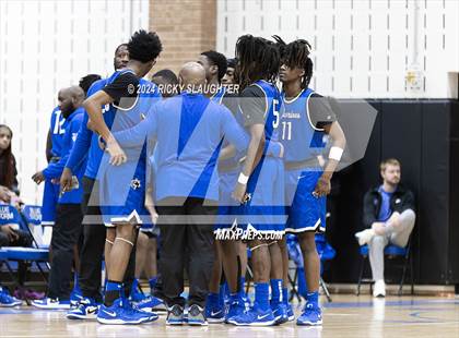 Thumbnail 1 in Perspectives Leadership/Technology vs. Vashon (Illinois Classic) photogallery.