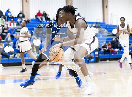 Thumbnail 3 in Perspectives Leadership/Technology vs. Vashon (Illinois Classic) photogallery.