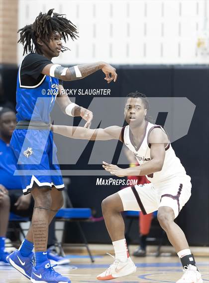 Thumbnail 1 in Perspectives Leadership/Technology vs. Vashon (Illinois Classic) photogallery.