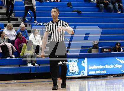 Thumbnail 3 in Perspectives Leadership/Technology vs. Vashon (Illinois Classic) photogallery.